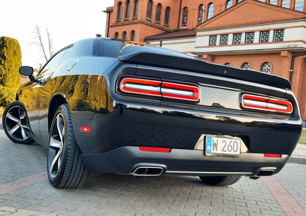 Dodge Challenger cena 135000 przebieg: 25993, rok produkcji 2019 z Jedlicze małe 742
